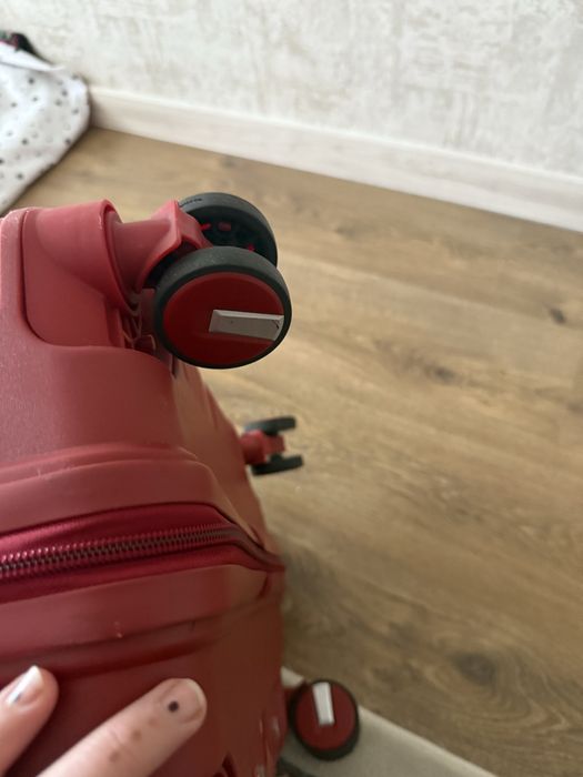 Продаю чемодан из Поліпропілен