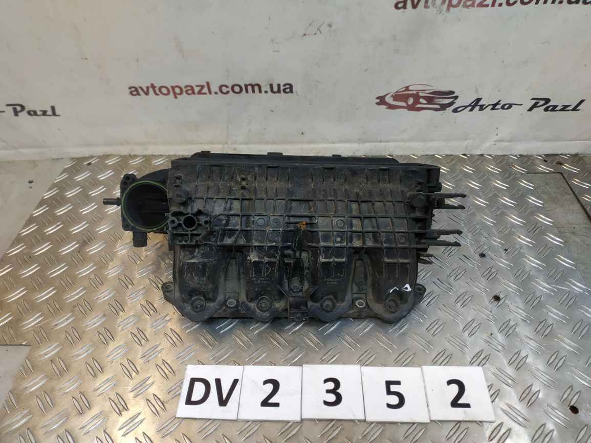 VAG Golf 6 09- впускний колектор  DV2352 04E129711J
