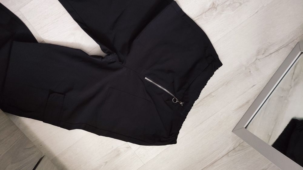 Joggery spodnie czarne rozmiar 152 / XS / S / M