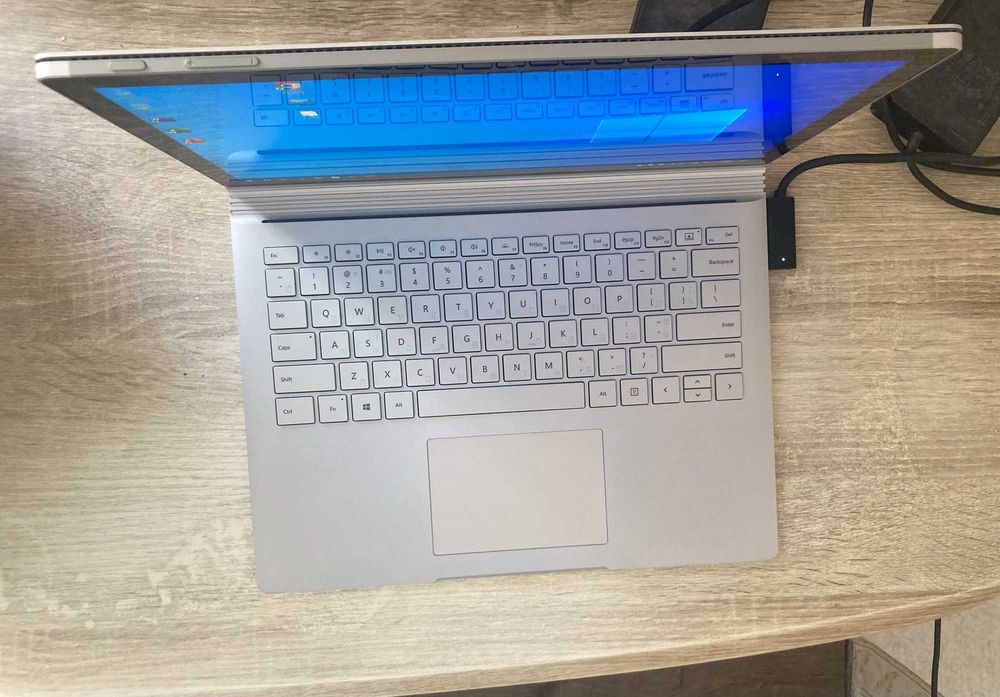 i7,16GB,1TB SSD Сенсорный Ноутбук Планшет 2 в 1 Windows Surface Book 2