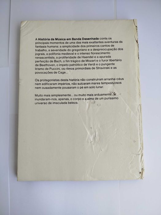 Escasso Livro de Banda Desenhada "História da Música em BD"