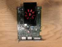 HP AMD Radeon R7 450 4 GB GDDR5.