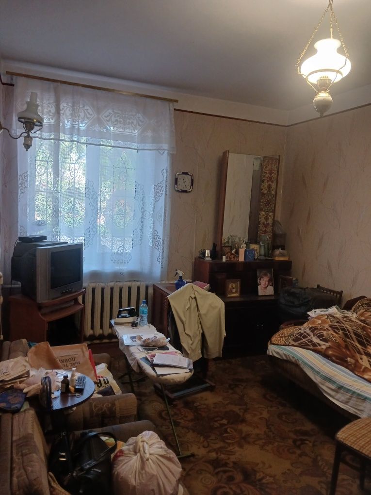 2 комн -55 метров с балконом. Центр. АГВ. Ремонт. Мебель. ул.Столбовая