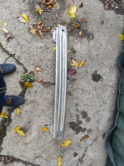 Підсилювач бампера задній Октавія А7 універсал.