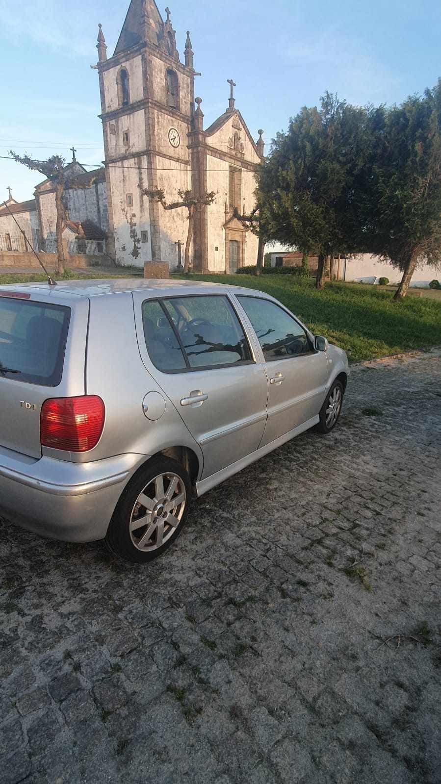 VW polo 1.4 TDI impecável