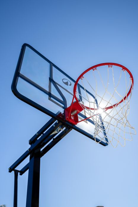 Tabela com suporte, placa plexiglas offset, ajustável a 3,05 m, B700