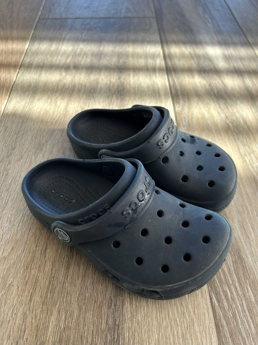 Crocs klapki C10,27,28