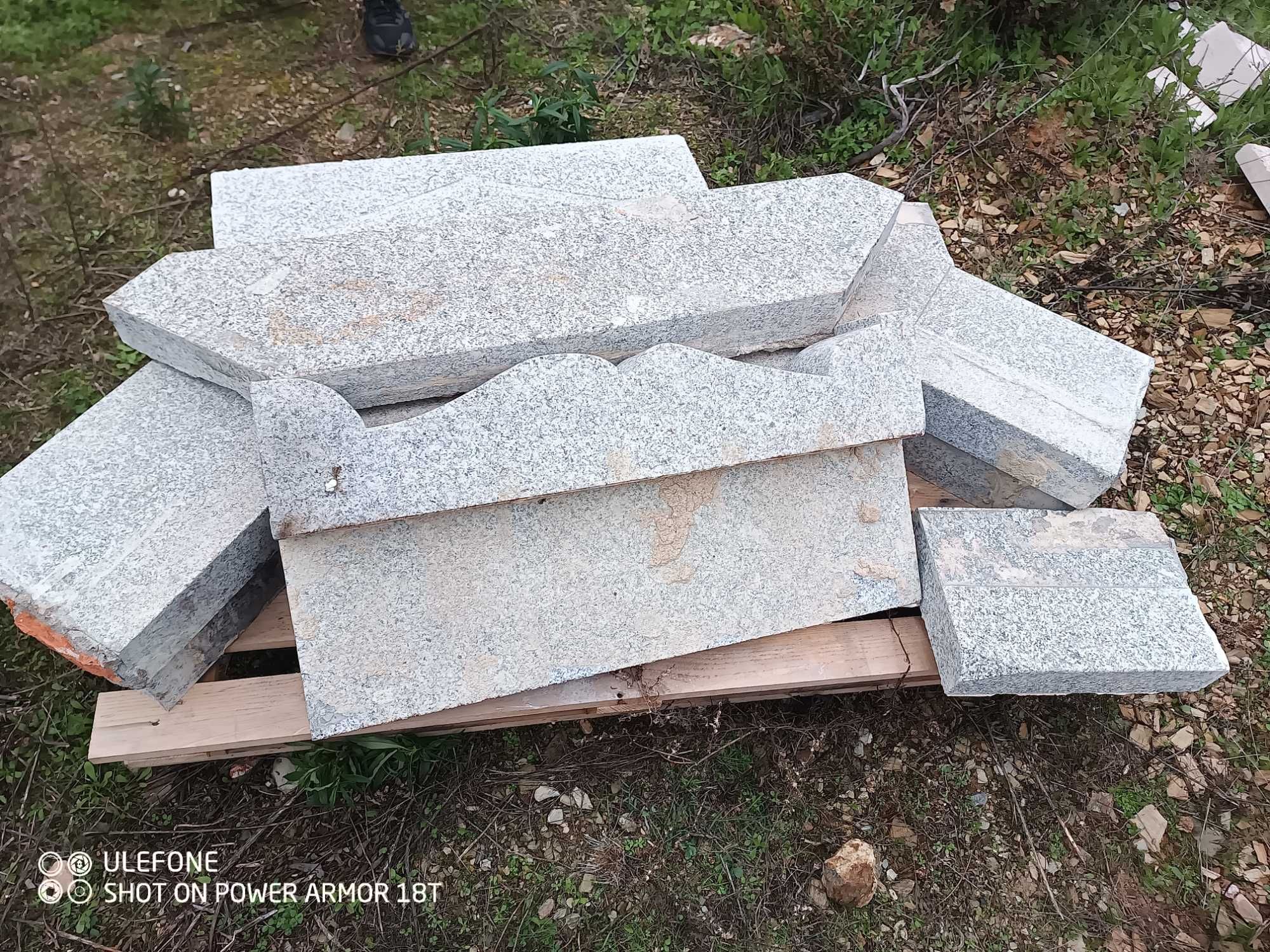 Pedras de Granito Para Lareira de Canto