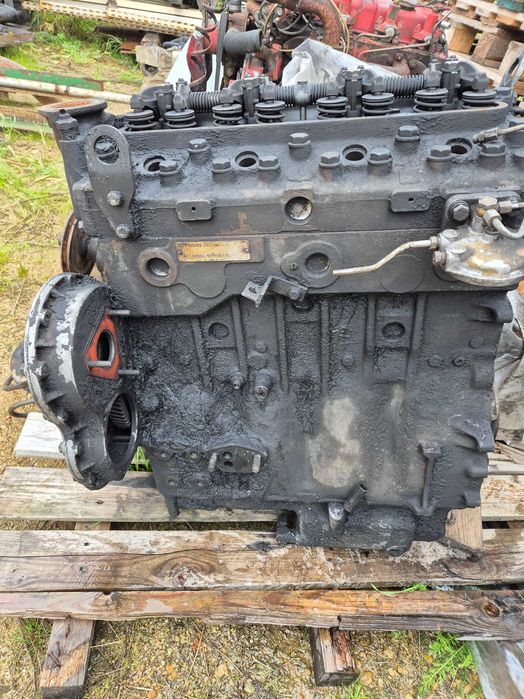 Silnik  Perkins 4 cylindry