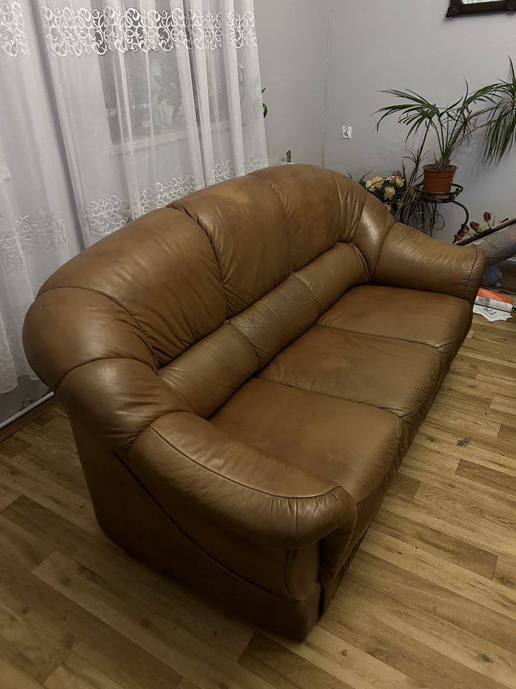 Skórzana kanapa oraz fotel