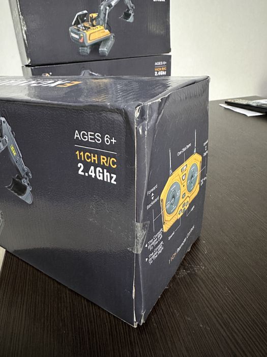 Дитяча іграшка екскаватор на радіоуправлінні (экскаватор на пульте)