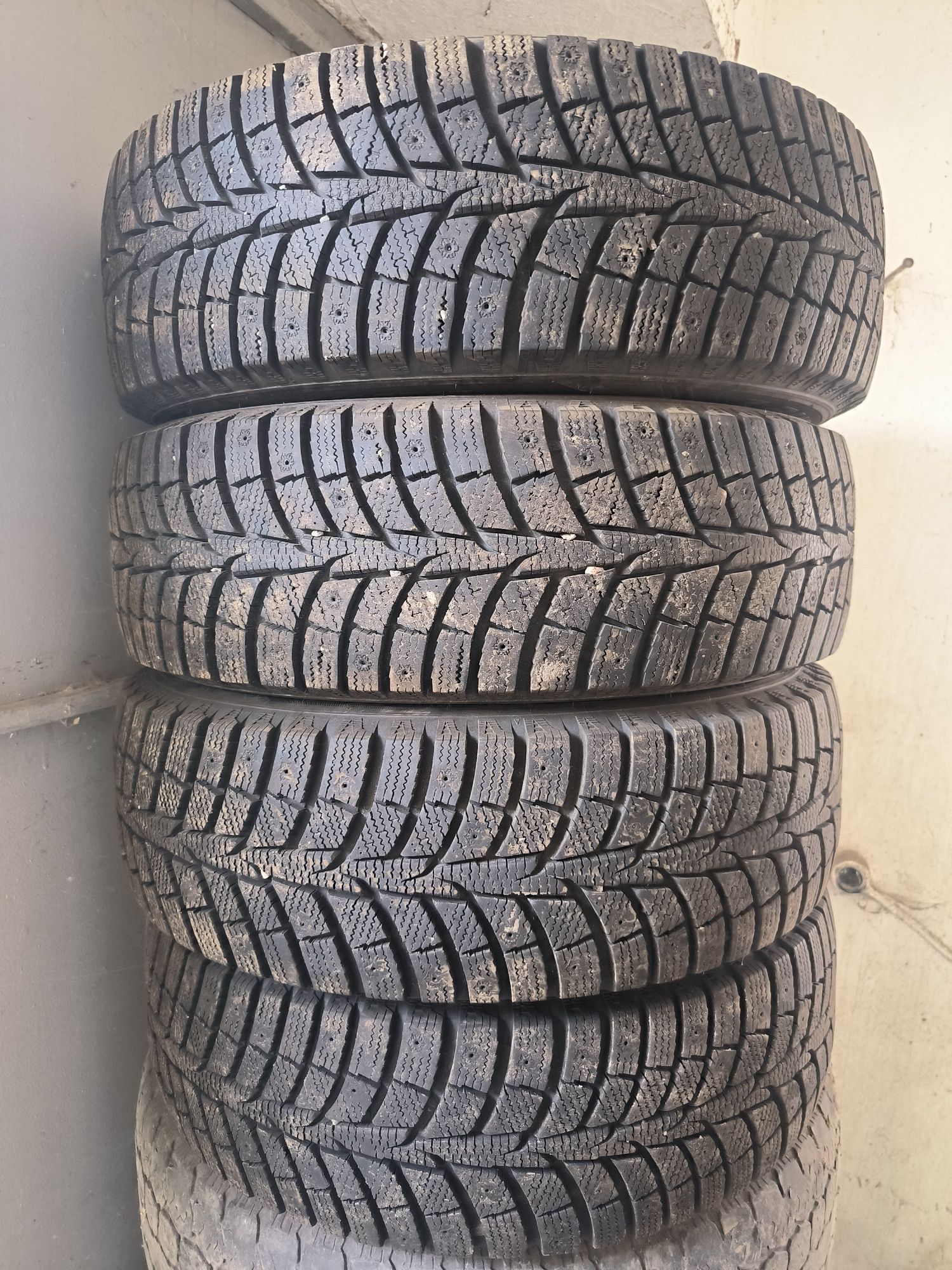 Шини Laufenn i FIT Ice LW71 195/65 R15