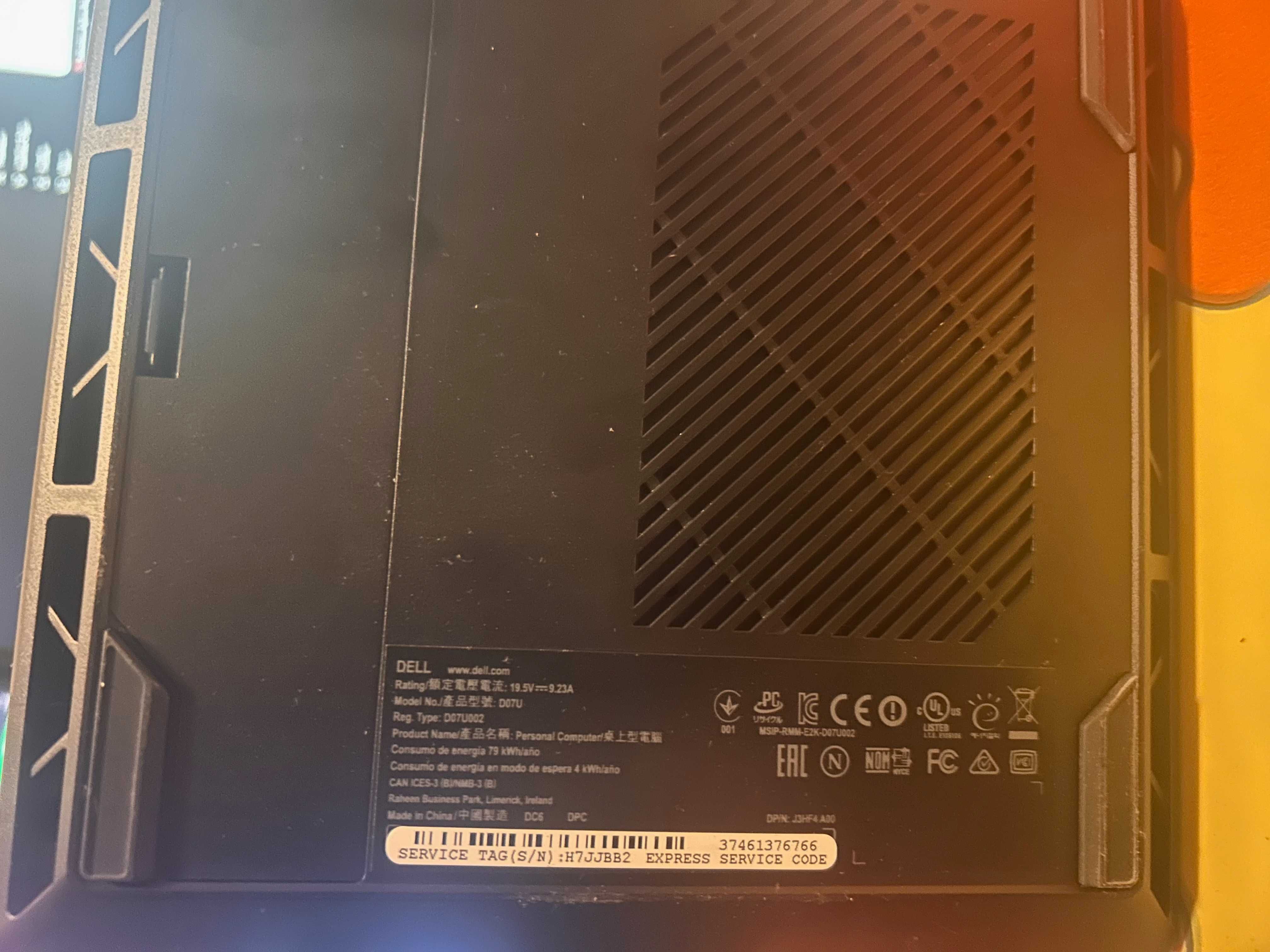Computador compacto - Dell Alienware Alpha D07U