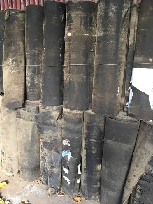 Papa asfaltowa wierzchniego krycia na tekturze budowlanej