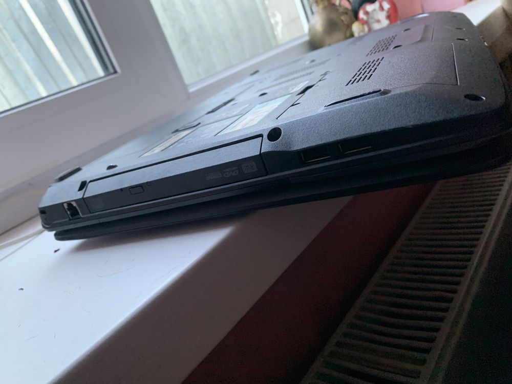 ноутбук Acer Aspire 8735G