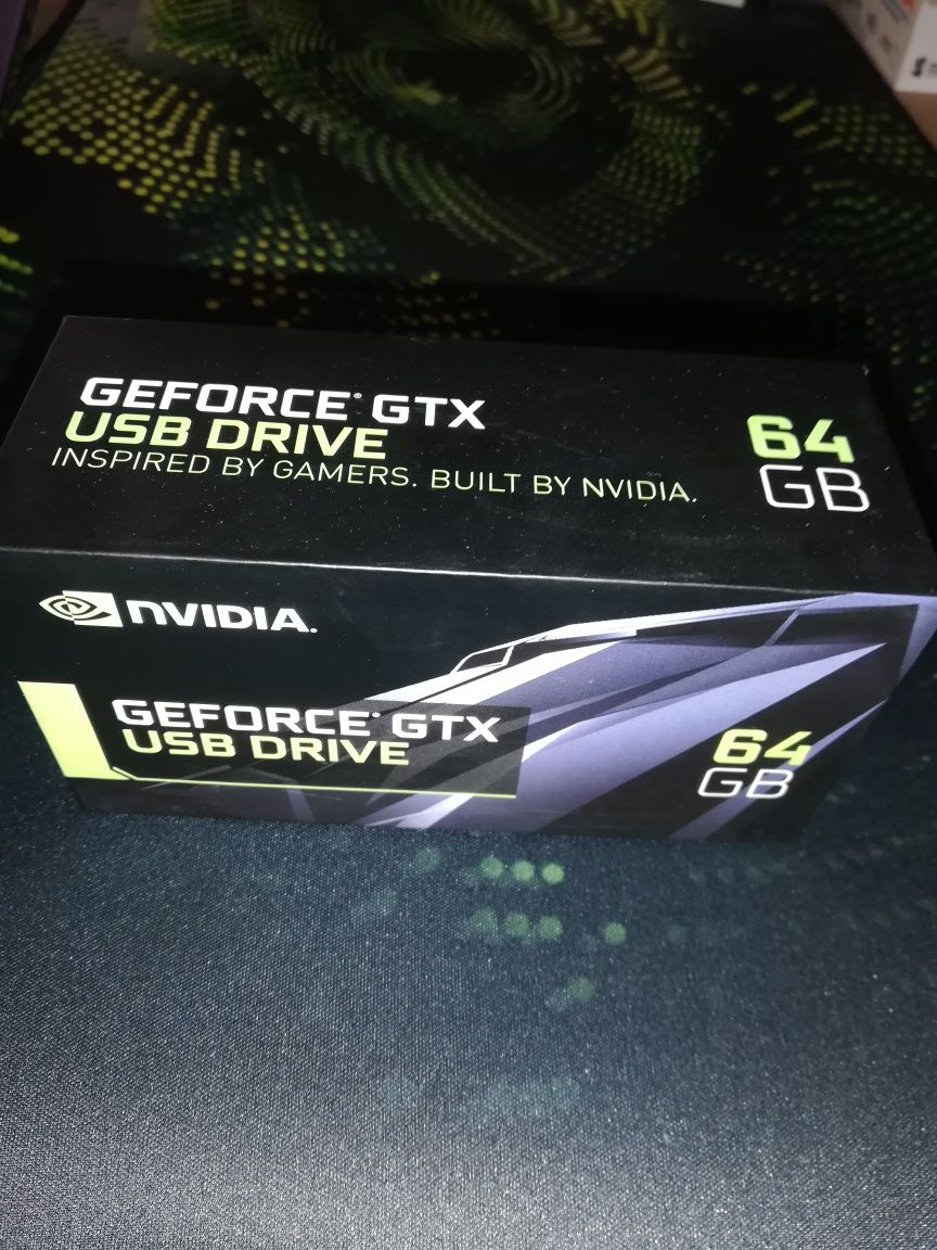 Nvidia GeForce GTX USB Drive 64GB USB 3.0 kolekcjonerski pendrive