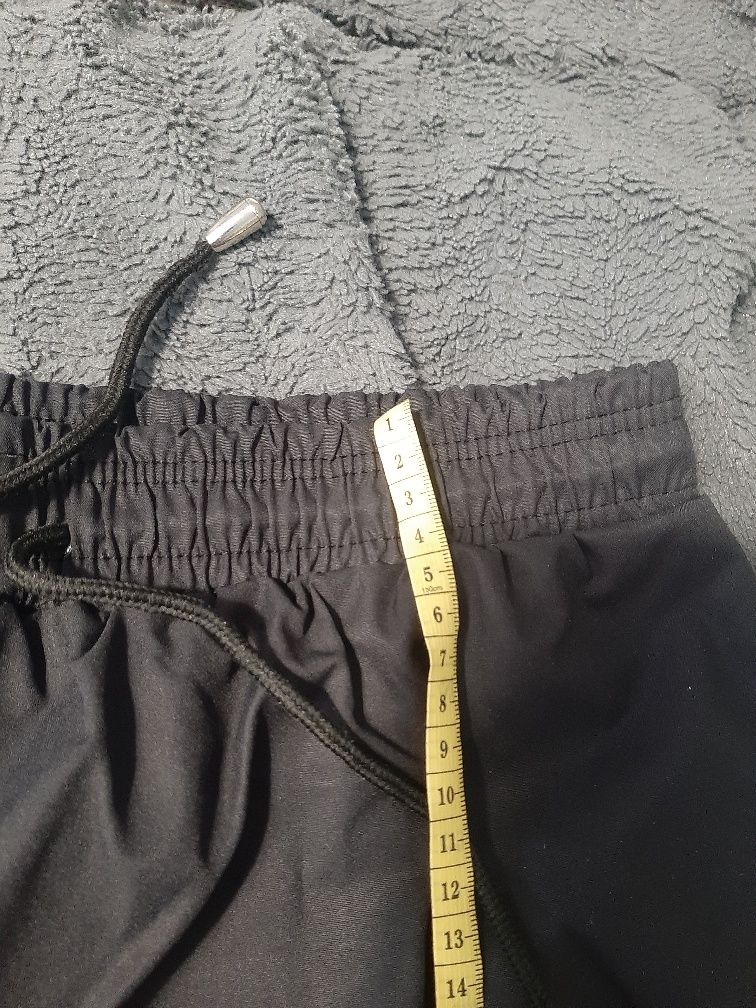 Sprzedam nowe spodenki męskie typu bermudy rozmiar XL