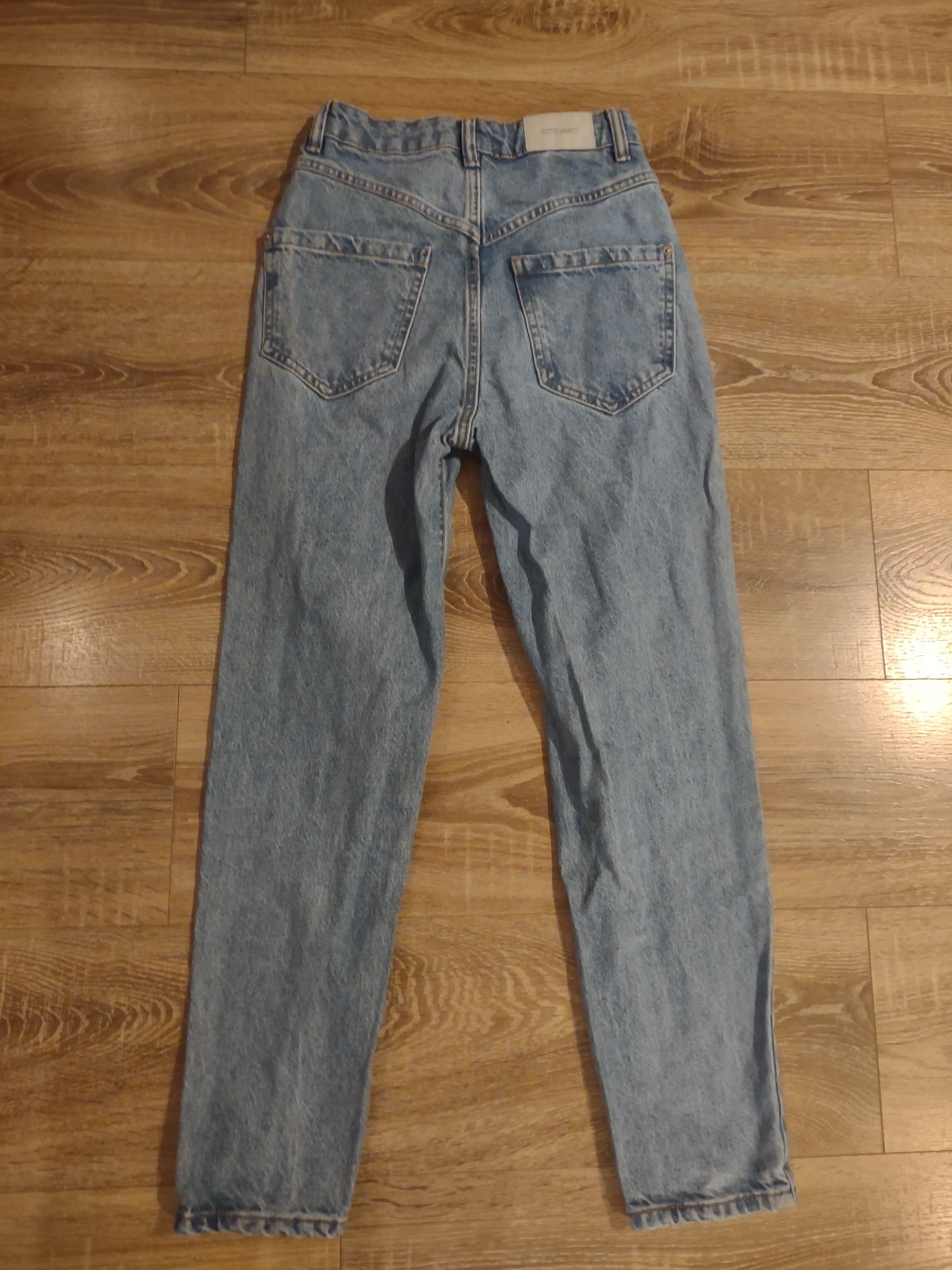 Spodnie jeansowe damskie Reserved 32