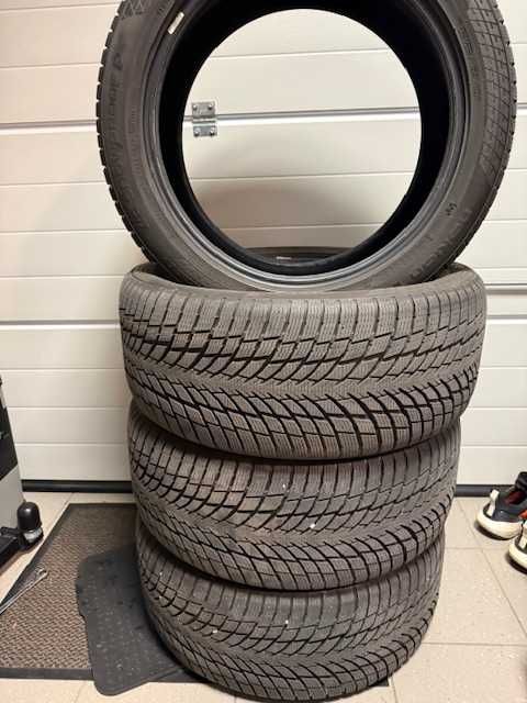 Opony zimowe NOKIAN 255/45 R19 104 V WR T431266