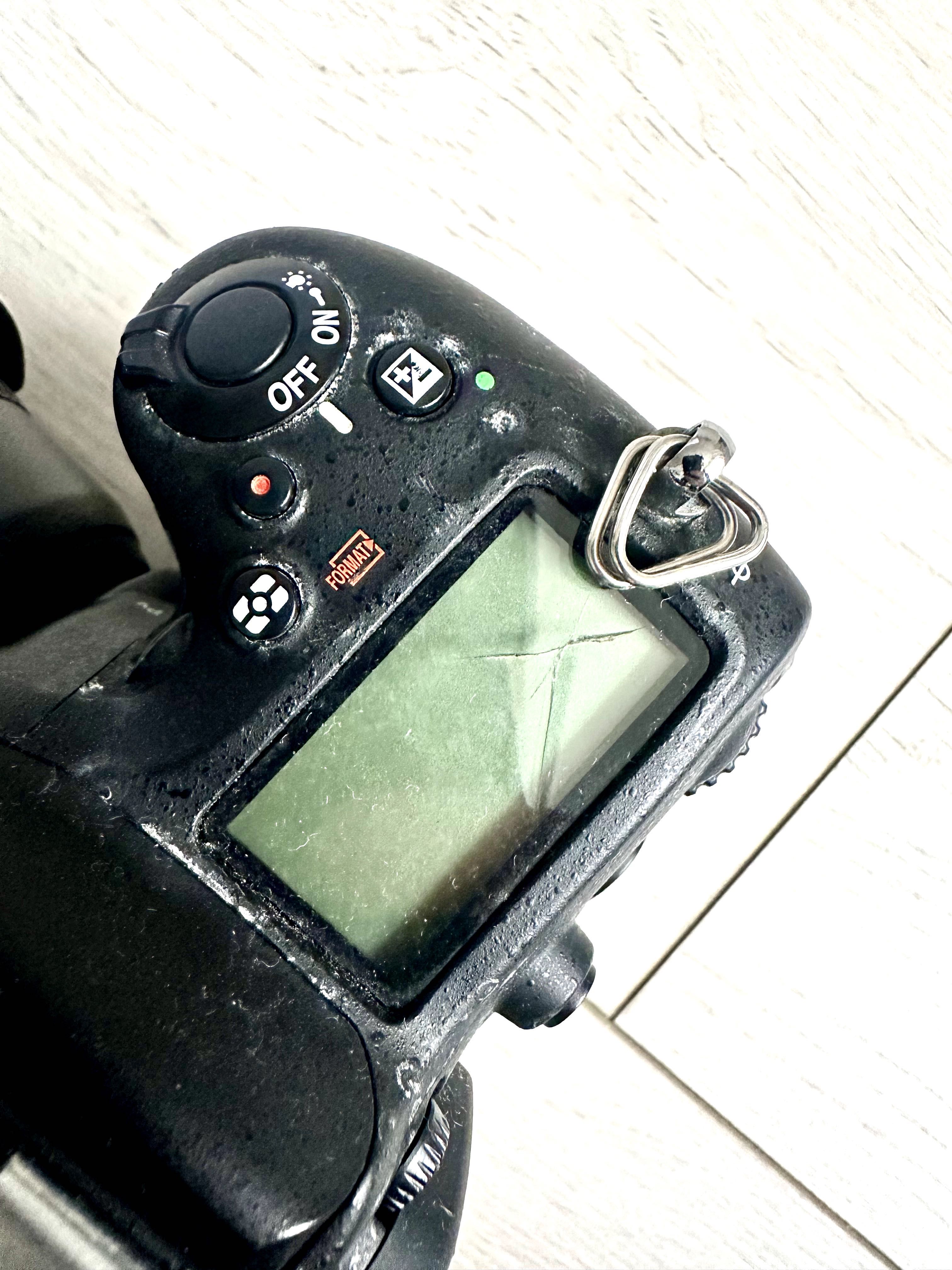Nikon D7100 + obiektyw 18-70