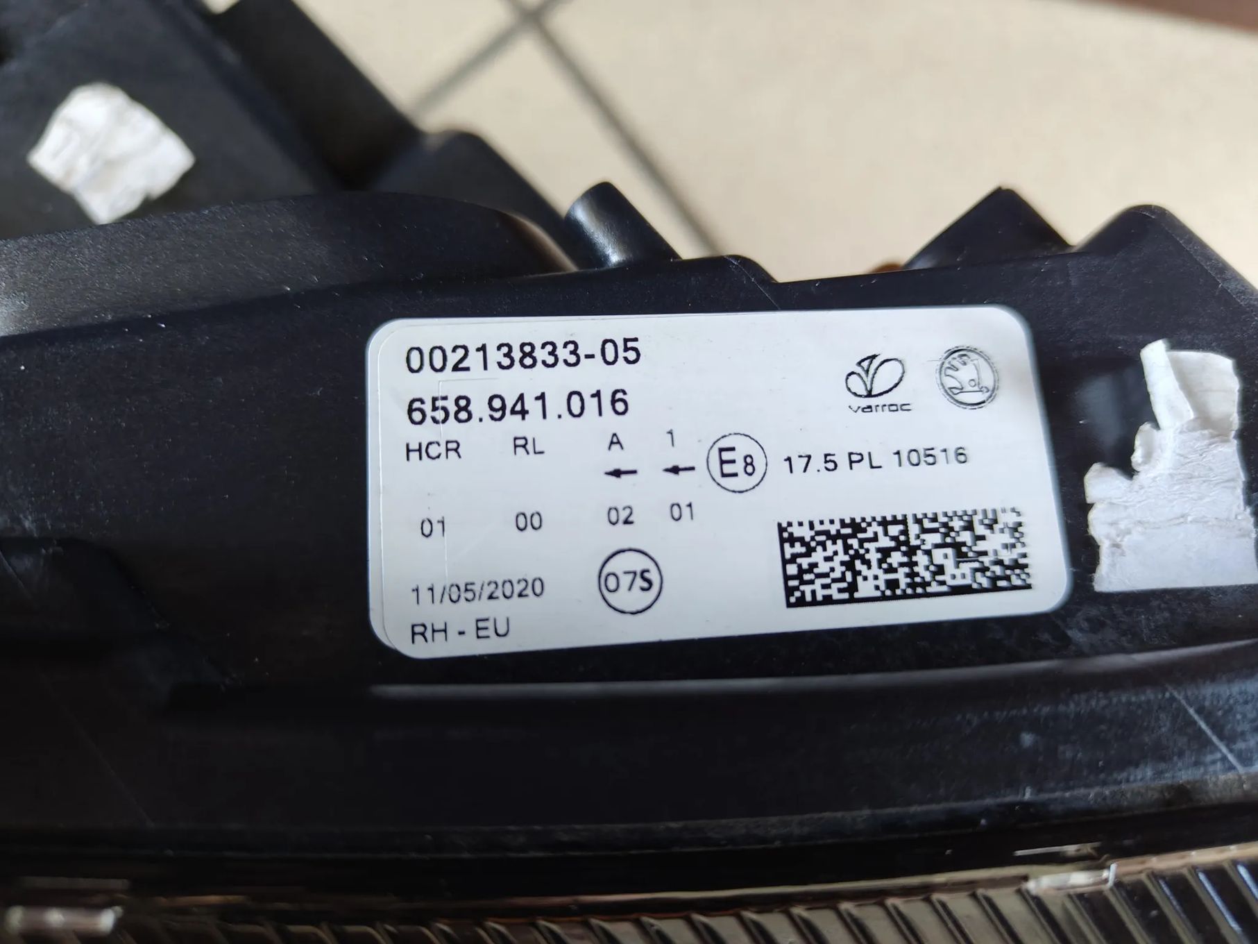Skoda Kamiq Full Led REFLEKTOR prawy EUROPA