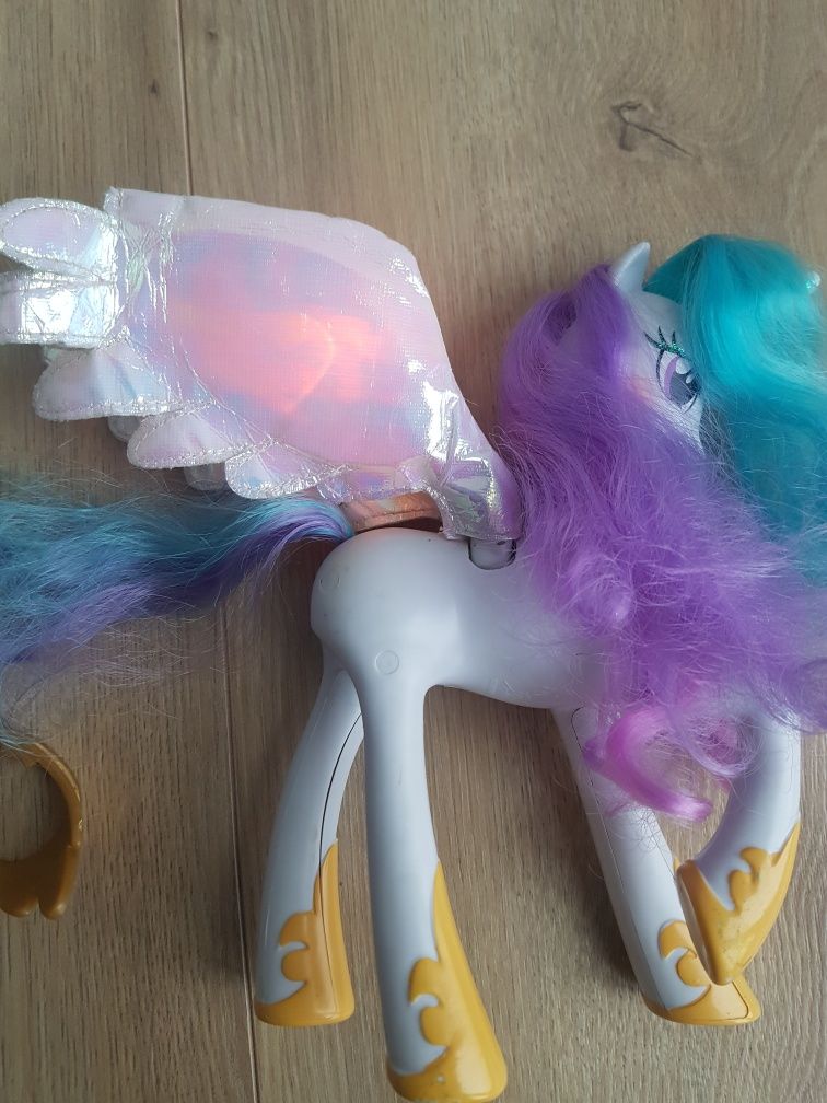 Księżniczka celestia. Hasbro. Kucyki my Little pony. Interaktywna.