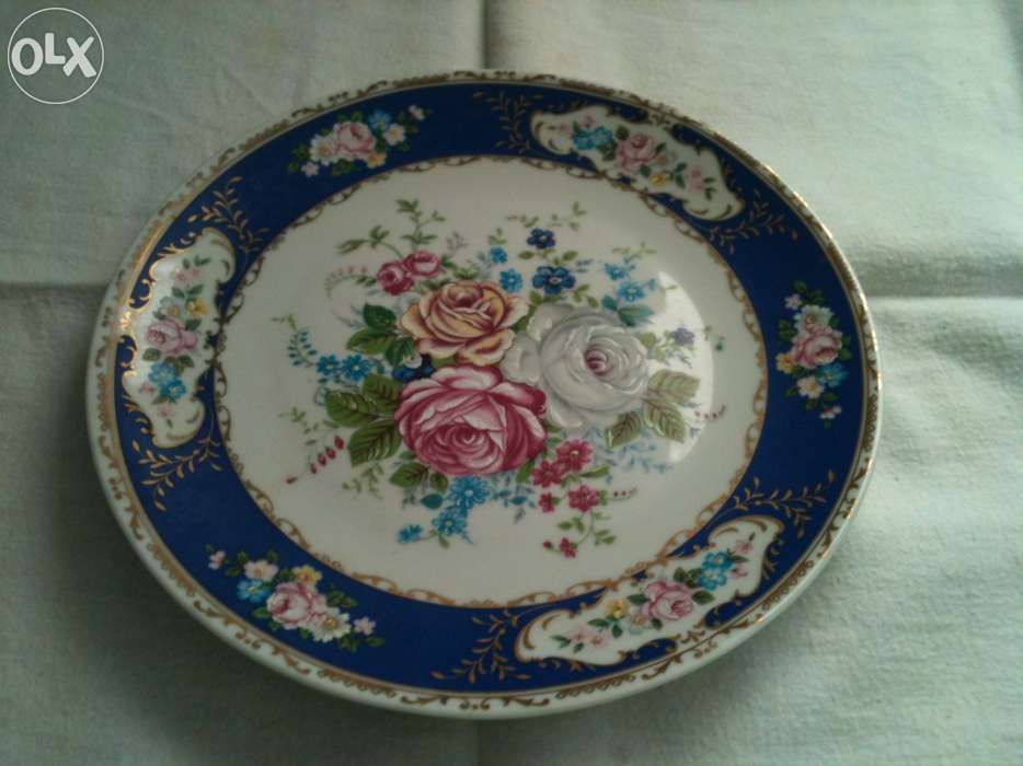 Antiguidade - Porcelana - prato limoges azul - marca t