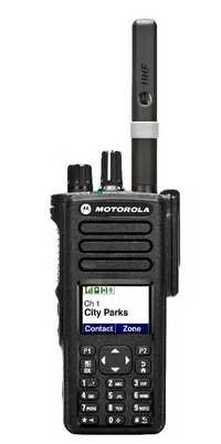 Motorola DP4800 VHF — Рация 136-174 МГц 5 Вт 1000 каналов