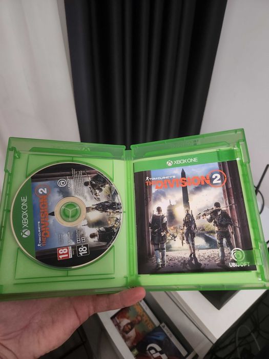 Продам игру Division 2