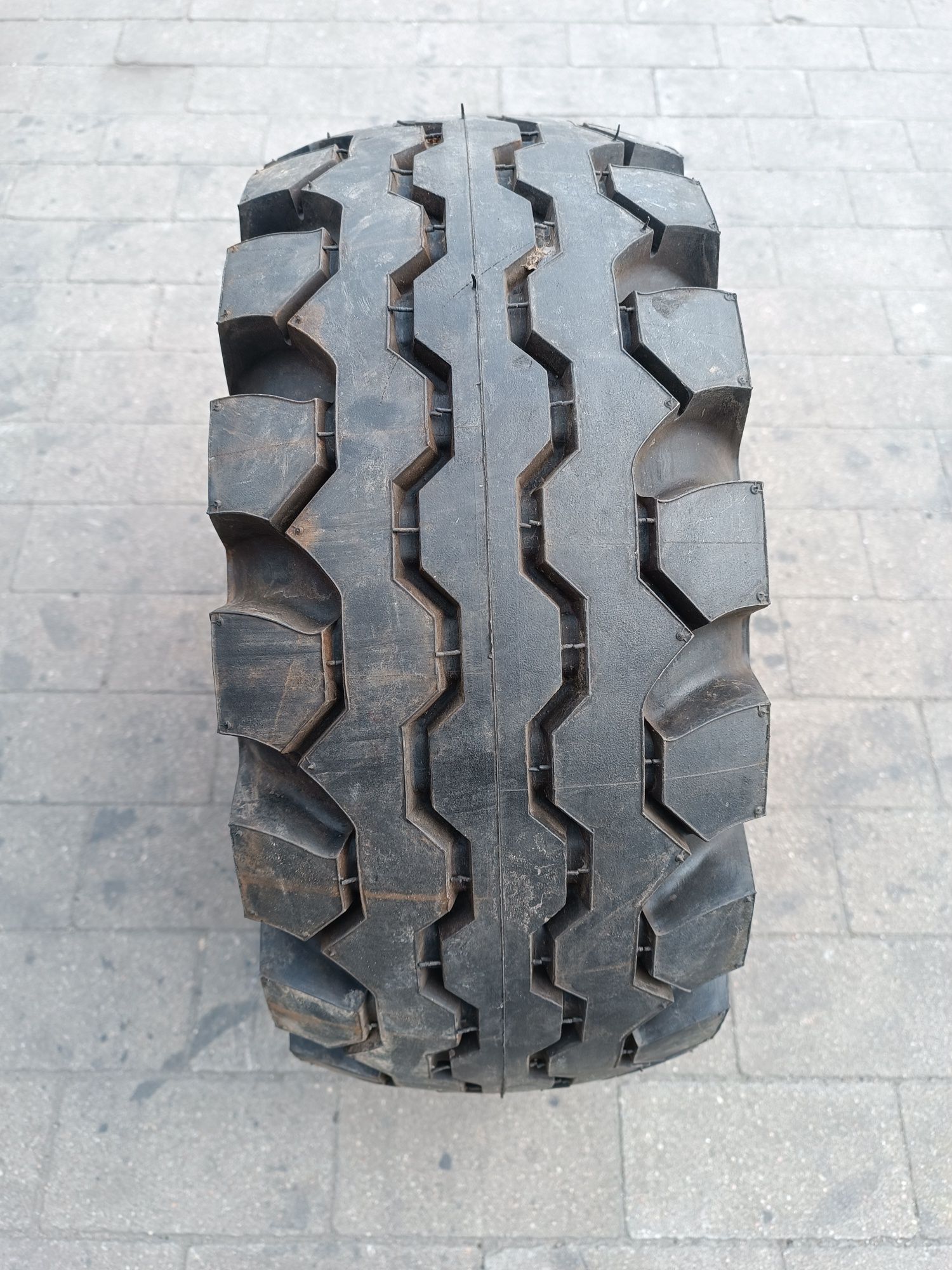 Koło do wózka widłowego 21x8-9 Uniroyal  200/75-9