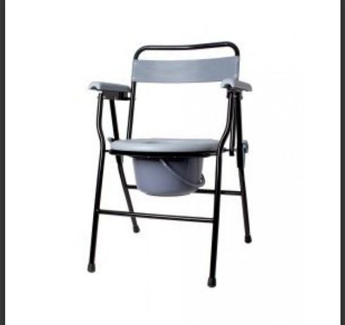 Кресло-стул с санитарным оснащением ( биотуалет)