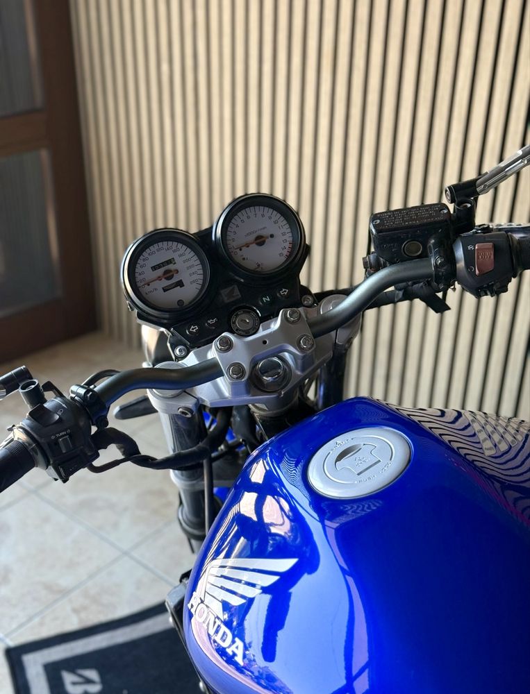 Hornet 600 C/25Kw livrete Carta A2