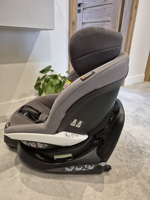iZi Turn i-Size besafe fotelik samochodowy z bazą bazą isofix 
Fotelik