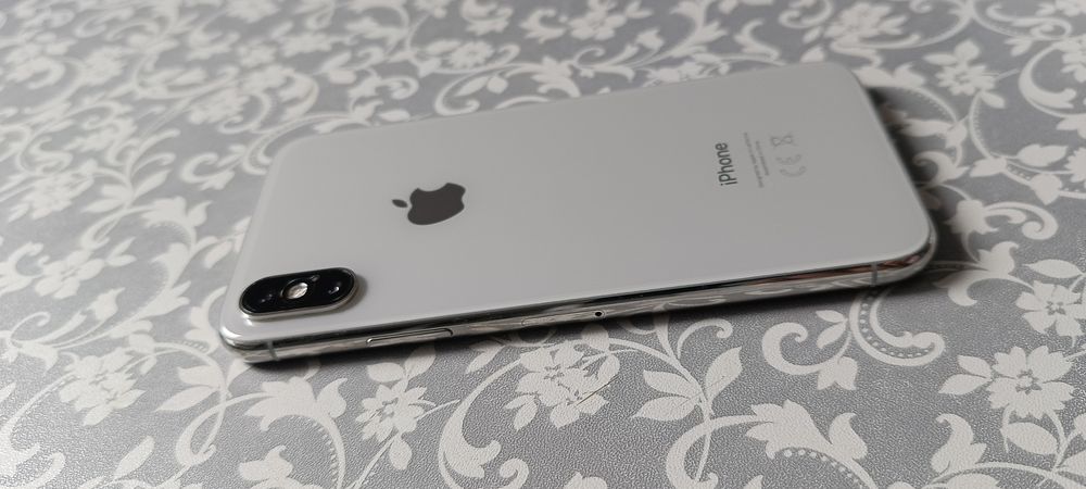 iPhone XS 64GB bdb stan