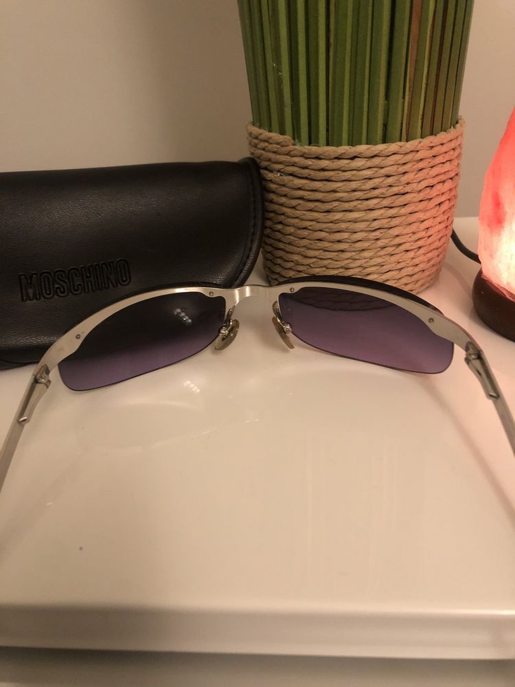 Óculos de sol Moschino