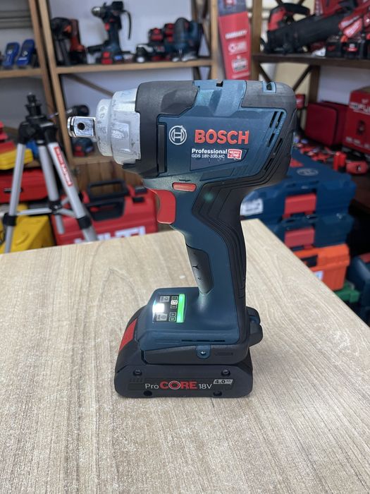 Bosch GDS 18V-330 HC + Core 4.0 Ah /