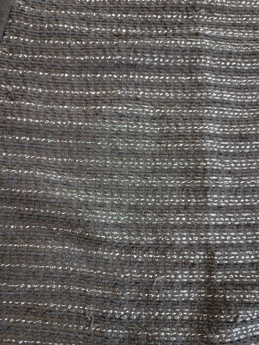 Czarna sukienka z błyszczącą nitką, 36