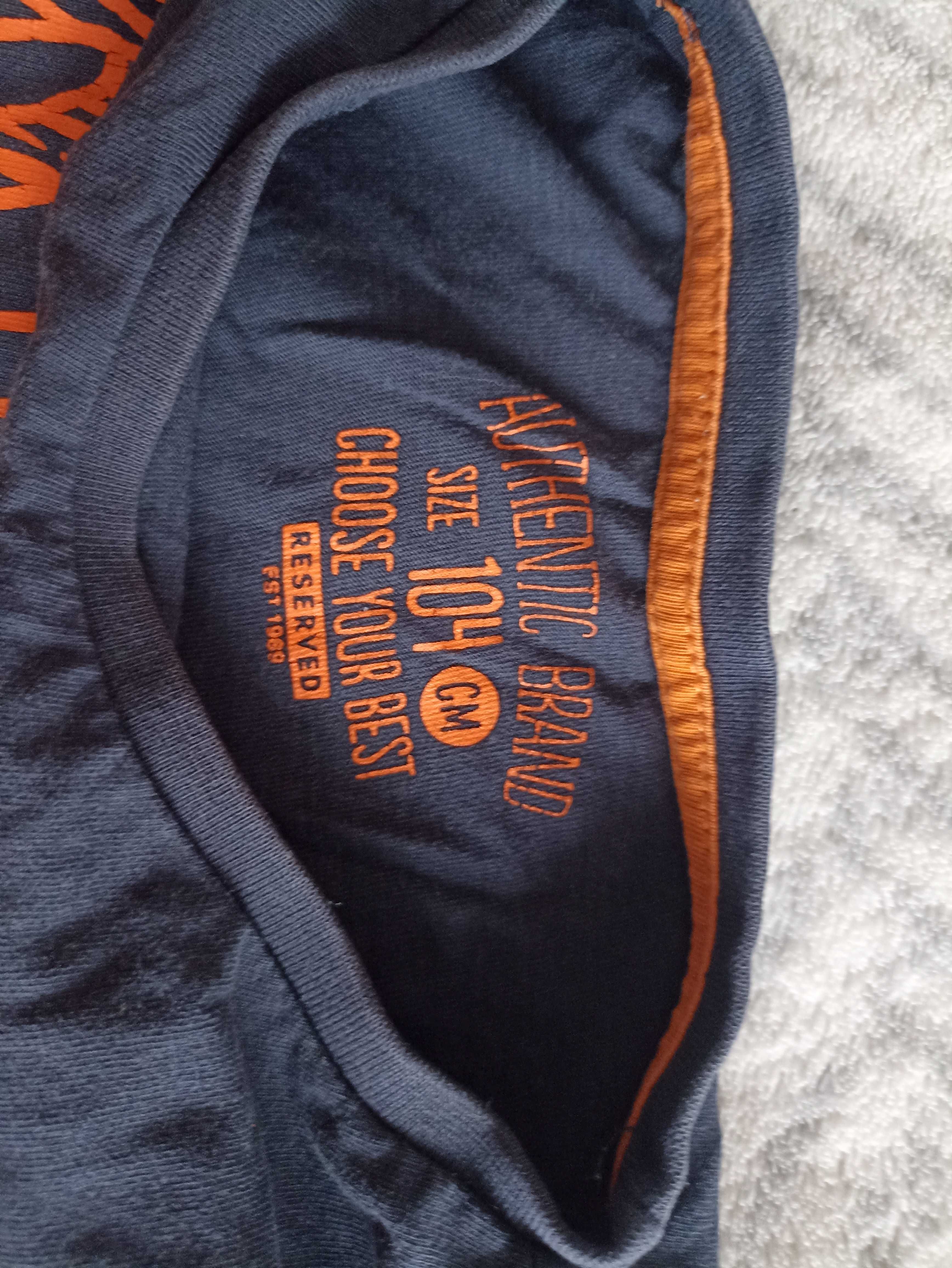 T-shirt Reserved 104