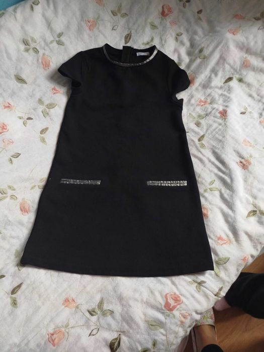 Sukienka galowa dla dziewczynki, r. 128