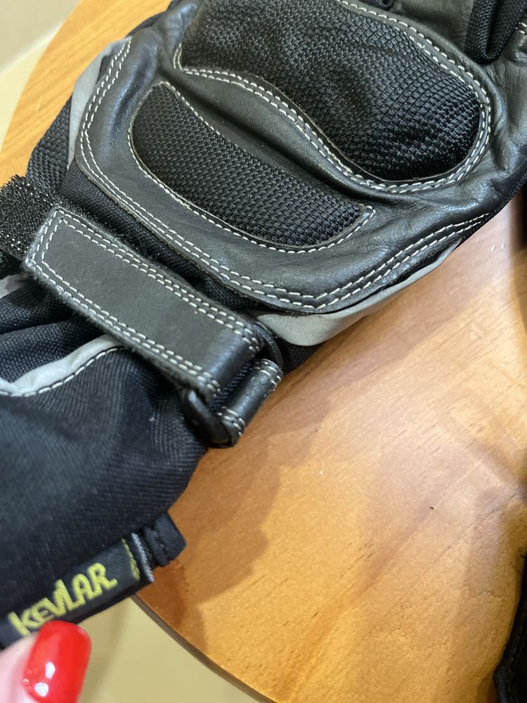 Luvas de mota marca kevlar