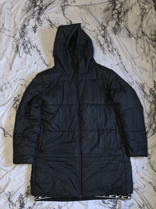 Зимня куртка Nike в хорошому стані XL