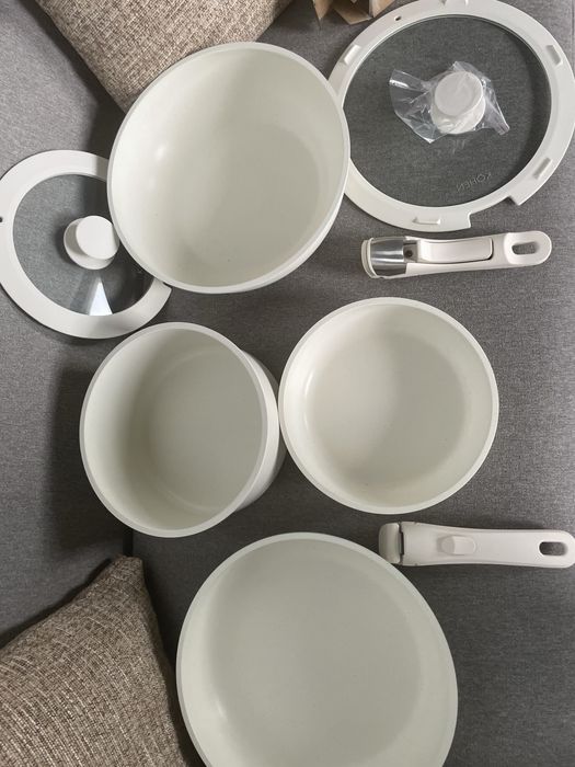 Новий набір сковорід та каструль німецької якості