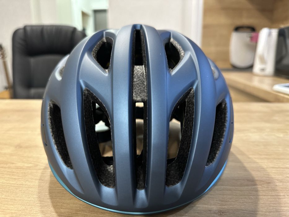 Велосипедний шолом Met Estro