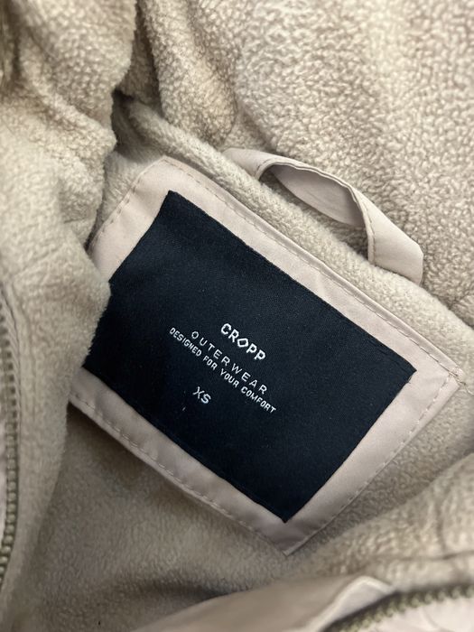 Продам жіночу куртку Cropp