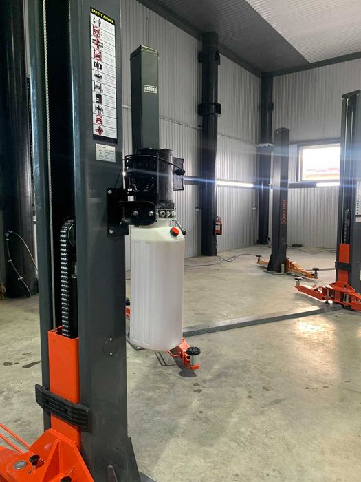 Підйомник підіймач авто вантажний ДЛЯ СТО 5,5 т 2150W ДОВГІ ЛАПИ