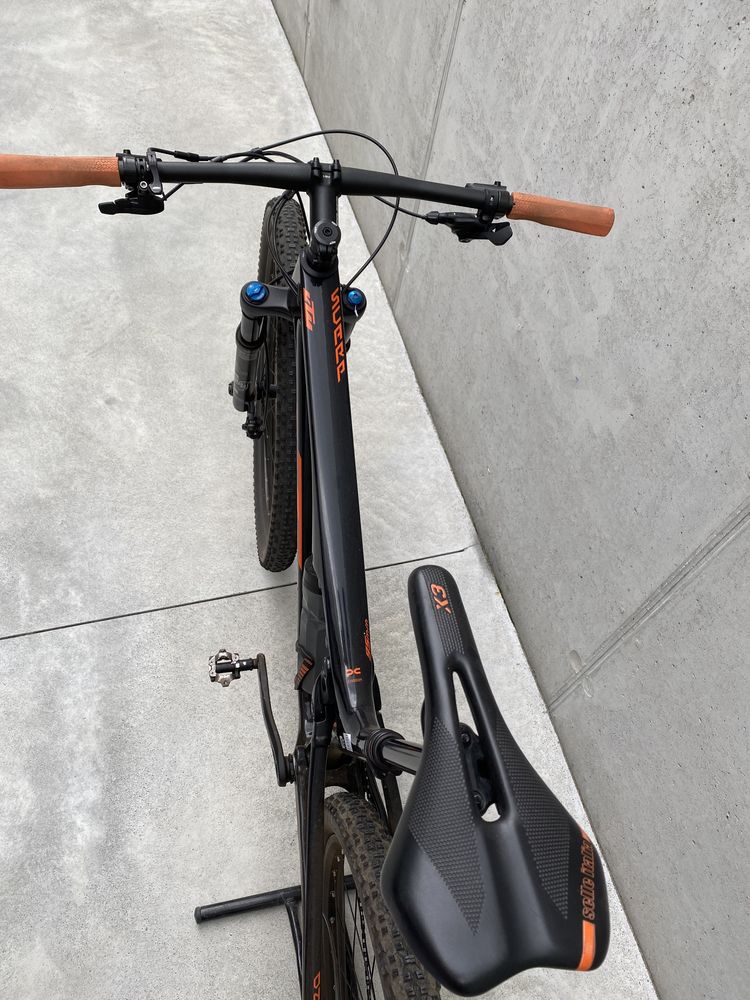 Bicicleta enduro Ktm