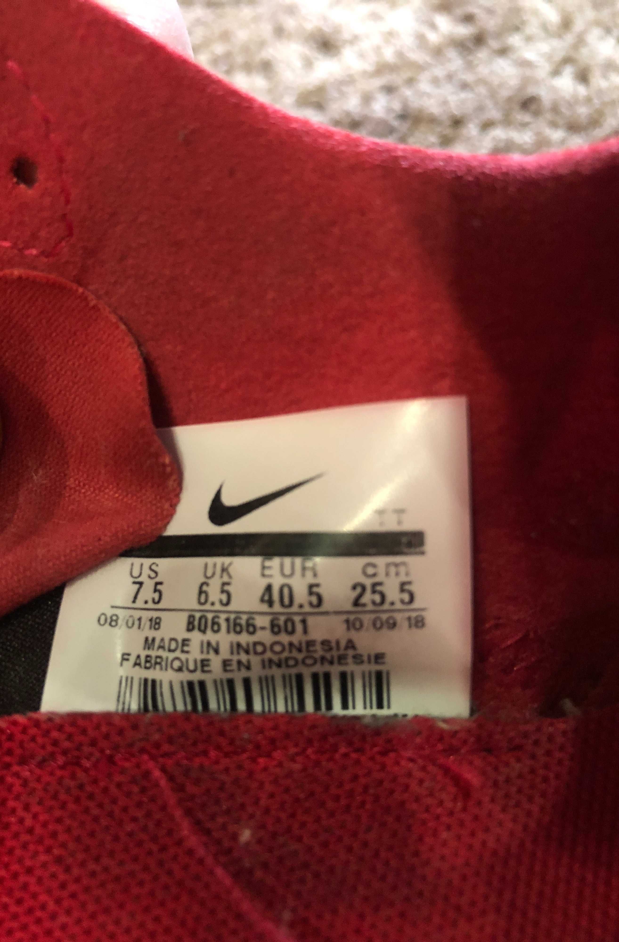 Кросівки Nike react червоні
