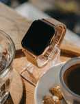 Złoty smartwatch damski