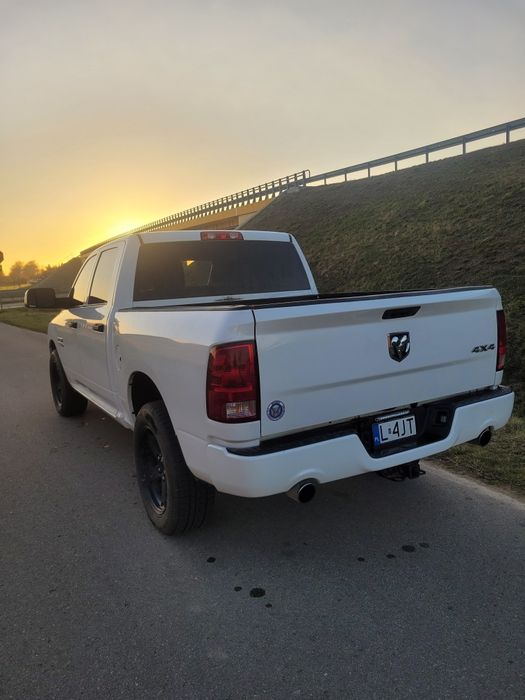 Dodge Ram 1500 5.7 Hemi