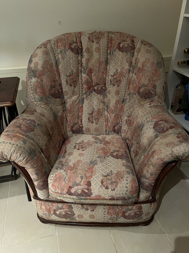 Cadeirao sofa florido